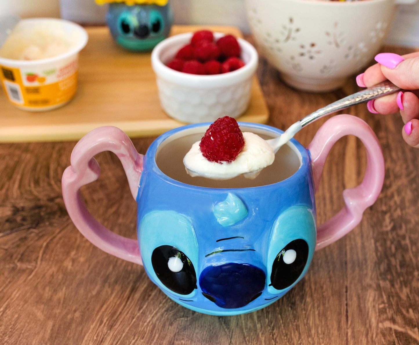 Silver Buffalo Disney Caneca de cerâmica esculpida 3D com rosto Lilo & Stitch Stitch, 473 ml